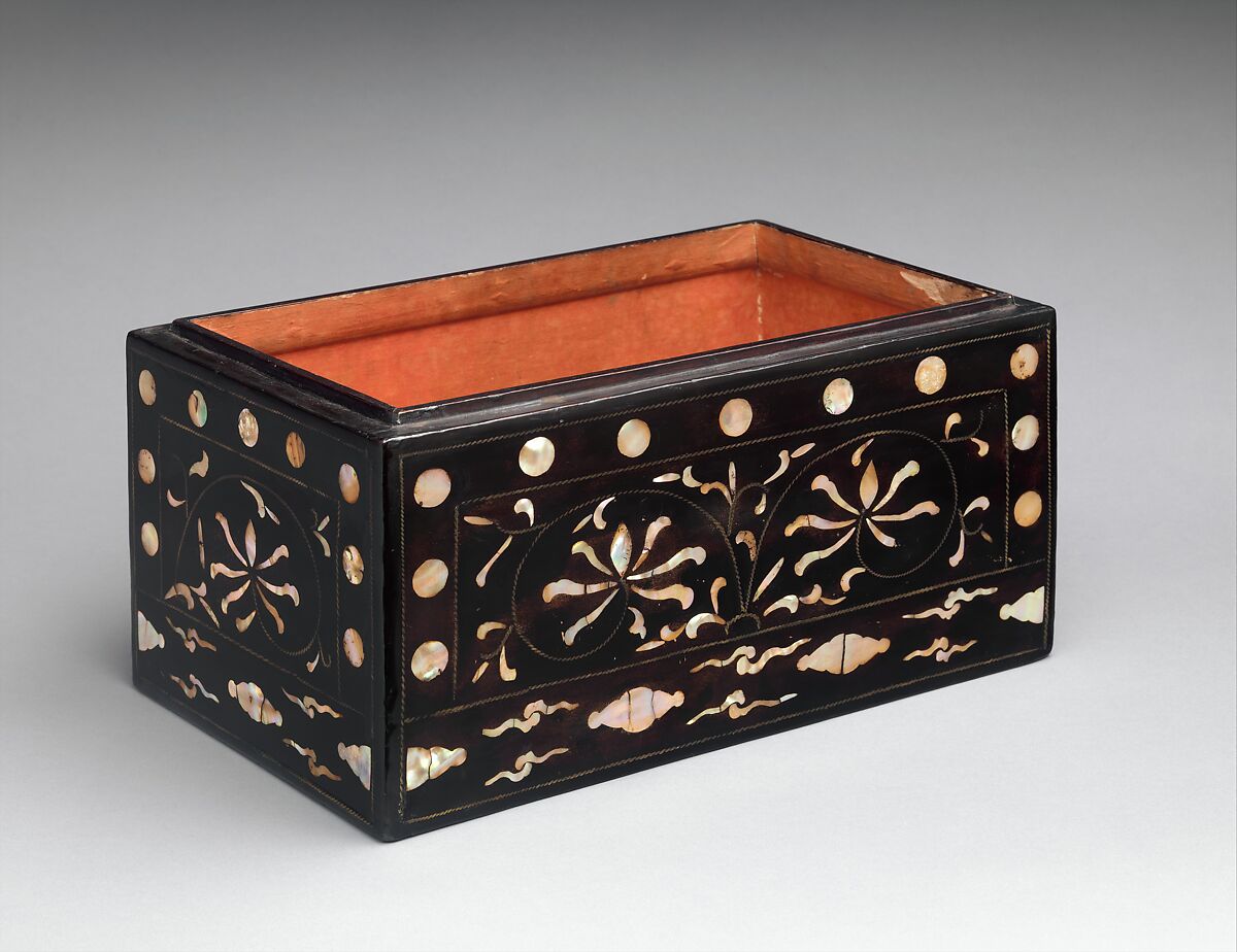 Box decorated with flowers and clouds, Lacquer inlaid with mother-of-pearl, tortoiseshell, and brass wire, Korea