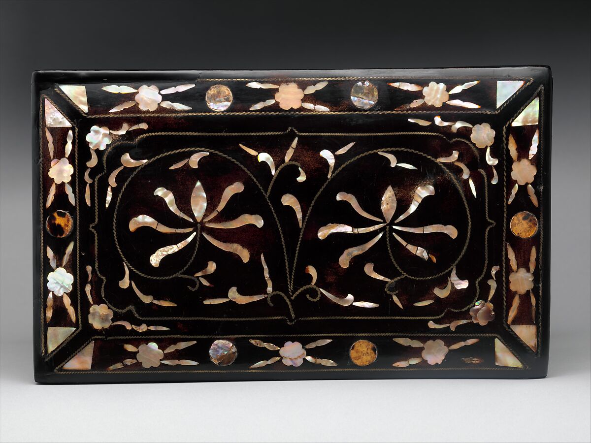 Box decorated with flowers and clouds, Lacquer inlaid with mother-of-pearl, tortoiseshell, and brass wire, Korea