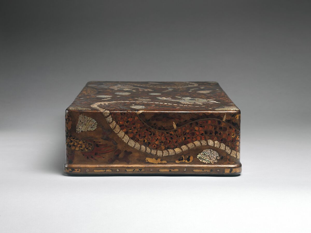 Clothing box decorated with dragons, Lacquer inlaid with mother-of-pearl, tortoiseshell, and ray skin, Korea