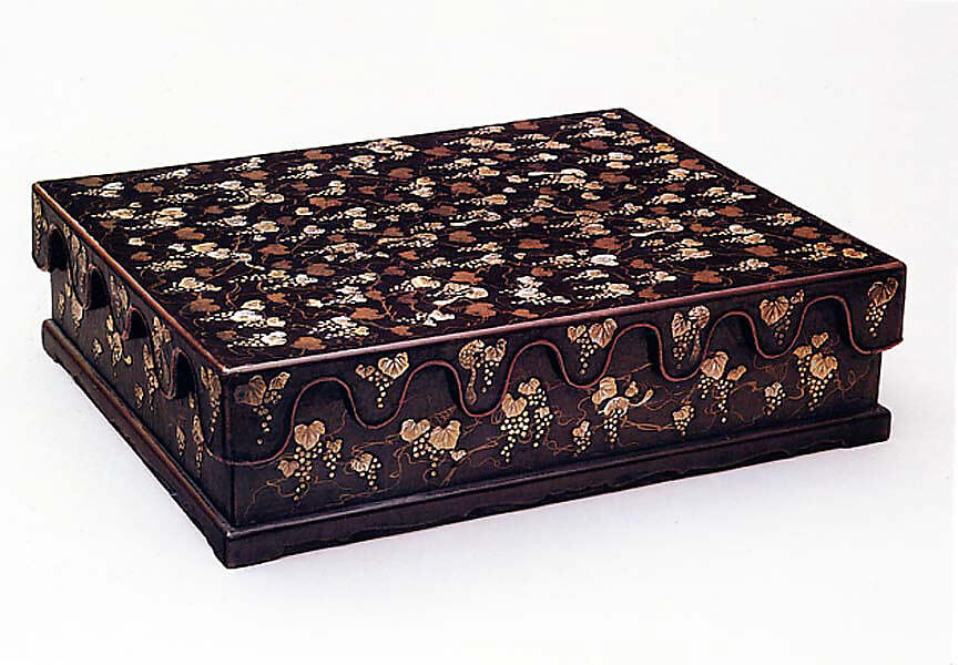 Stationery box with decoration of grapes and squirrels, Black lacquer with mother-of-pearl inlay and gold painting, Japan (Ryūkyū Islands) 