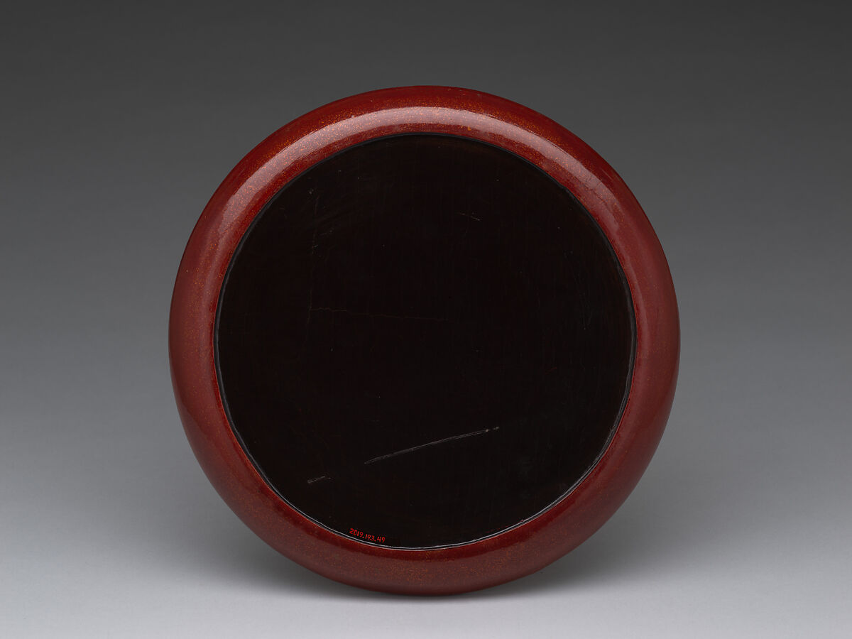 Dish with decoration of birds and flowers, Lacquer with lacquer, litharge and gold painting, Japan (Ryūkyū Islands)