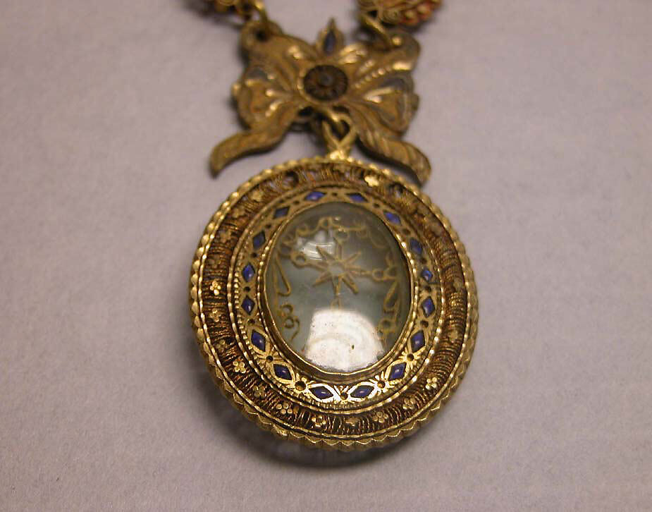 Necklace, Gold, coral, enamel, Philippines