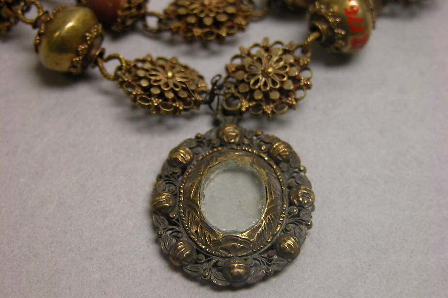 Necklace, Gold and coral, Philippines