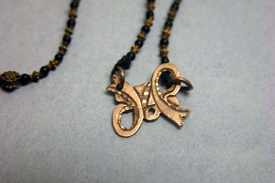 Necklace, Gold, glass?, Philippines