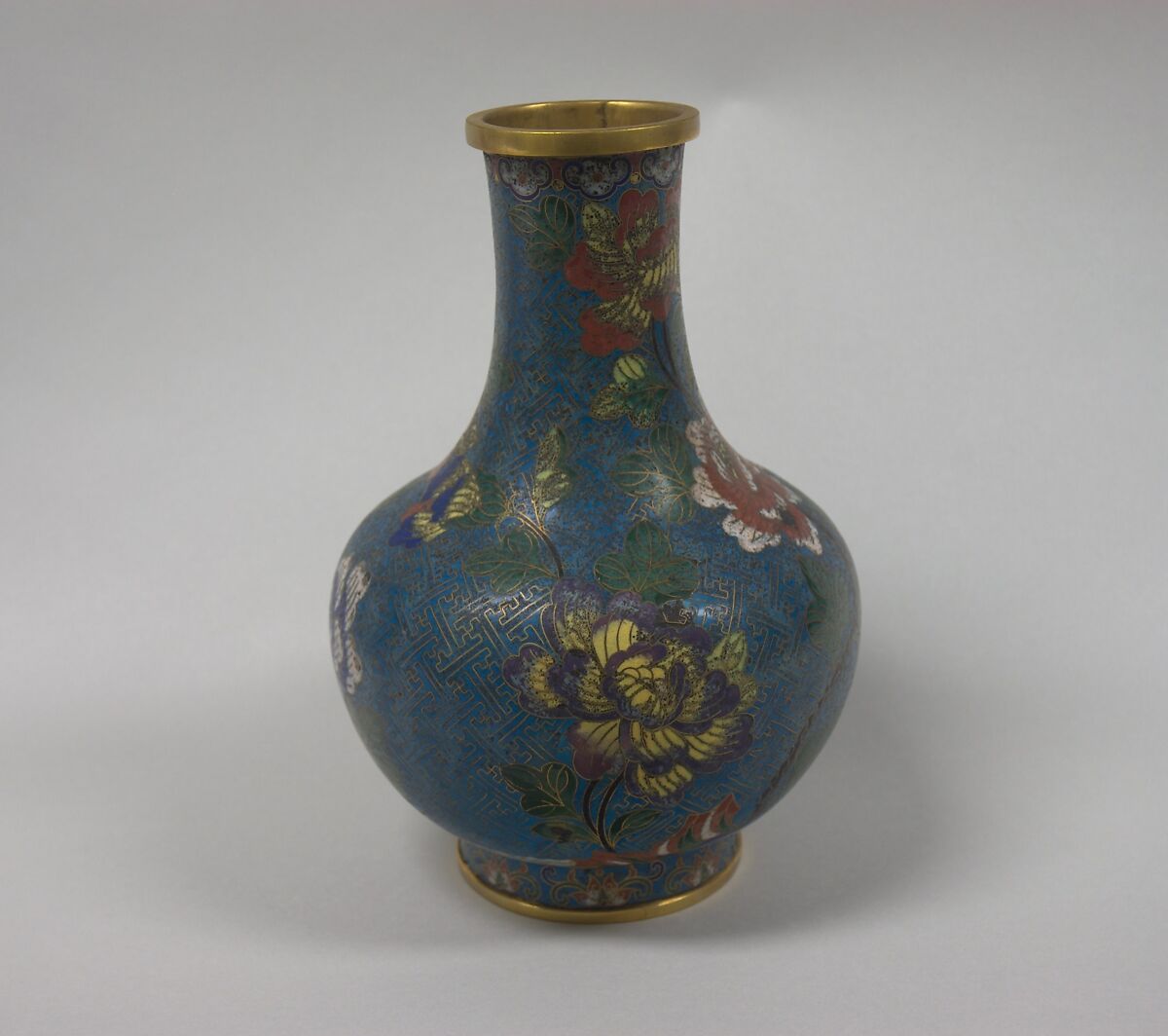 Vase, Cloisonné enamel on copper, China 