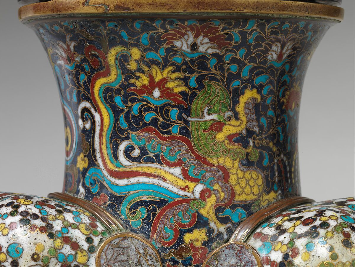 Tripod incense burner with makara, Cloisonné enamel, China
