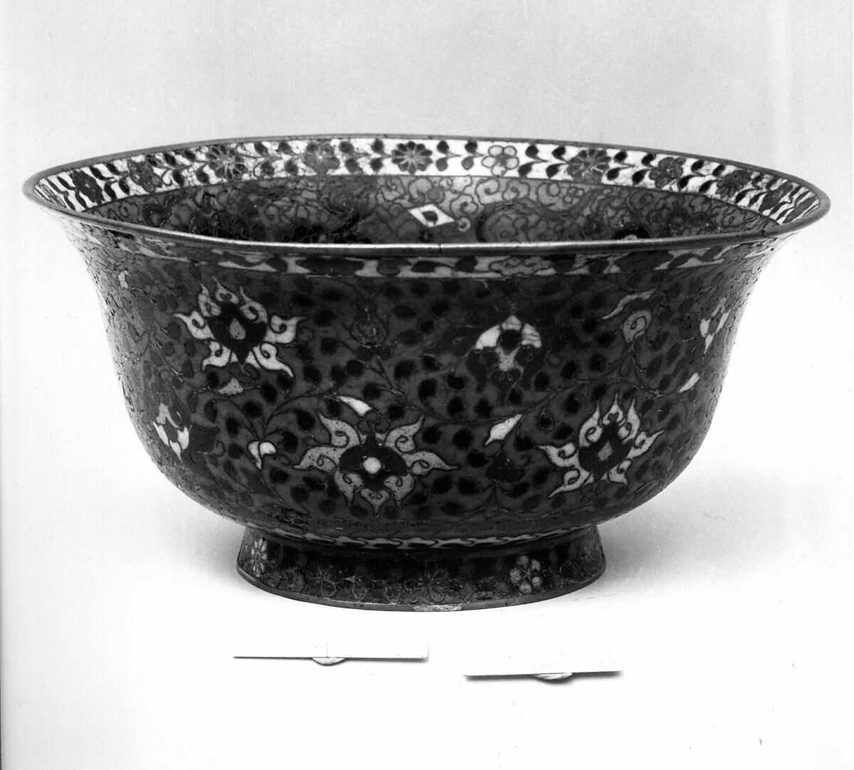 Bowl, Cloisonné enamel on gilt copper, China