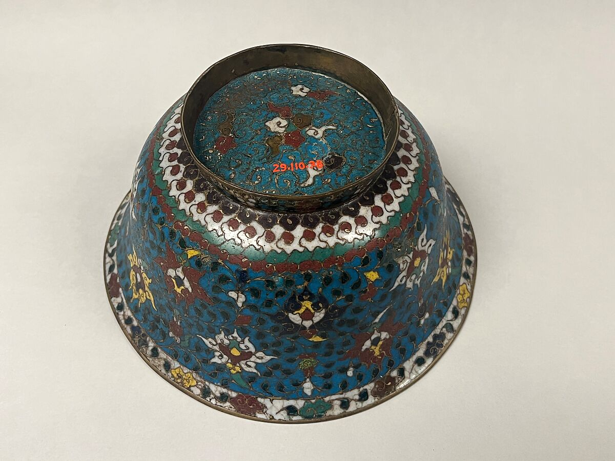 Bowl, Cloisonné enamel on gilt copper, China