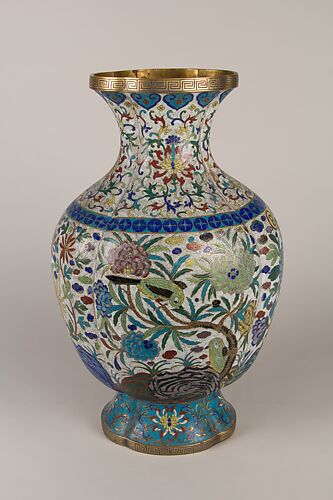 Vase | China | Qing dynasty (1644–1911), Qianlong period (1736–95 ...