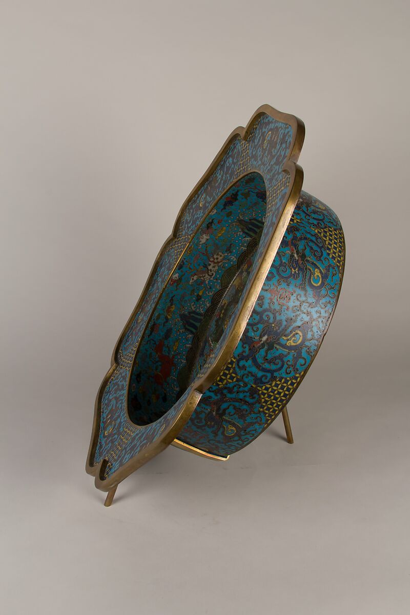 Basin with scene of Daoist immortals, Cloisonné enamel, China