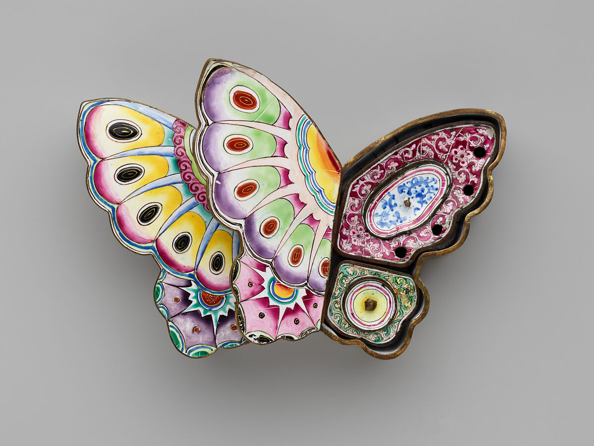 Inkstand in the shape of a butterfly, Painted enamel on copper alloy, China
