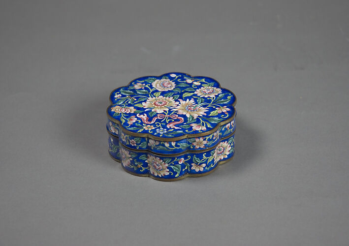 Box with Floral Scrolls