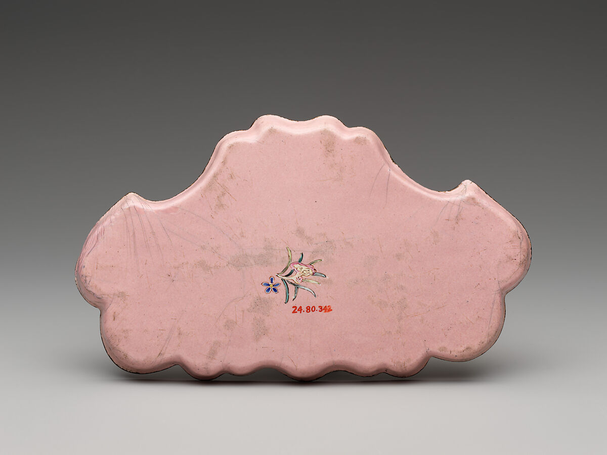 Lotus-leaf formed tray with flowers and fruits, Painted enamel on copper alloy, China