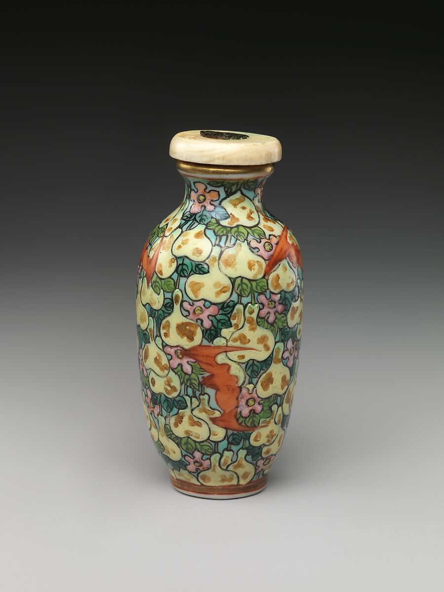 Snuff Bottle, Porcelain, China