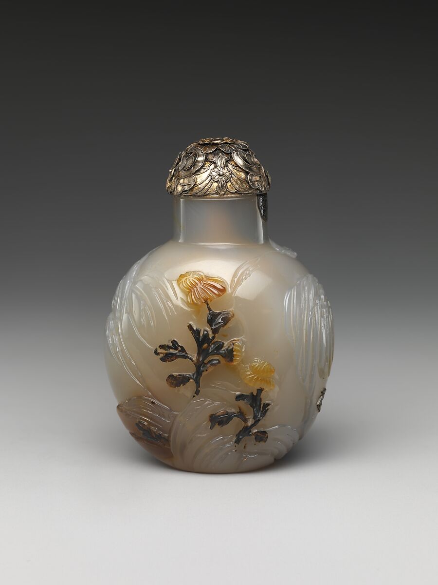 Snuff Bottle with Birds and Flowers, Chalcedony with silver stopper, China 