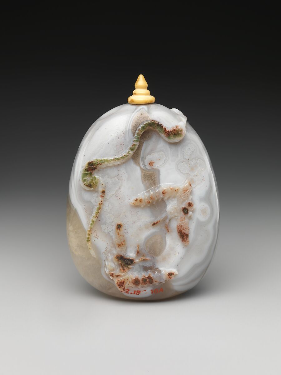 Snuff Bottle with Poisonous Animals, Agate with ivory stopper, China