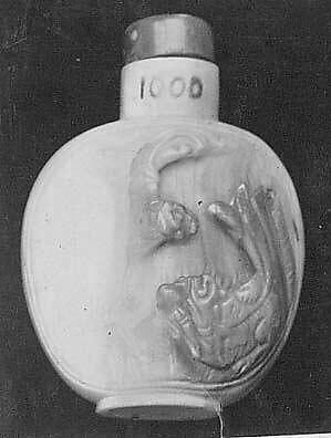 Snuff bottle with stopper, Mother-of-pearl, coral, China 
