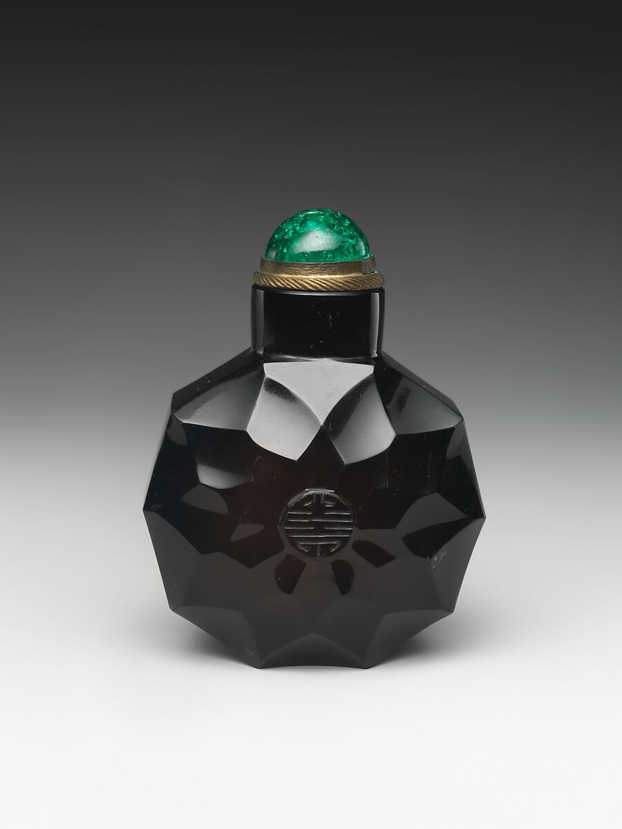Snuff Bottle with the Chinese Character of Longevity, Smoky quartz with glass stopper, China