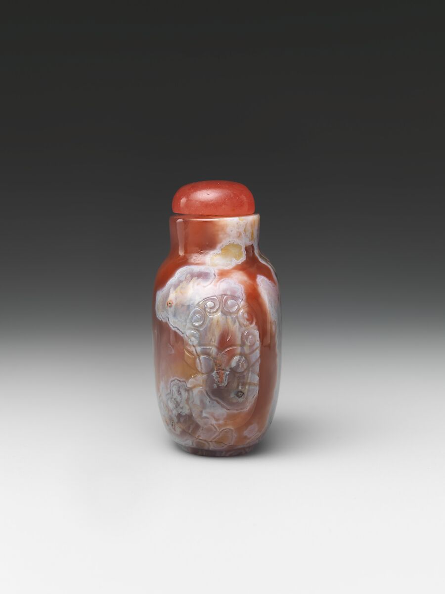 Snuff Bottle, Agate with coral stopper, China