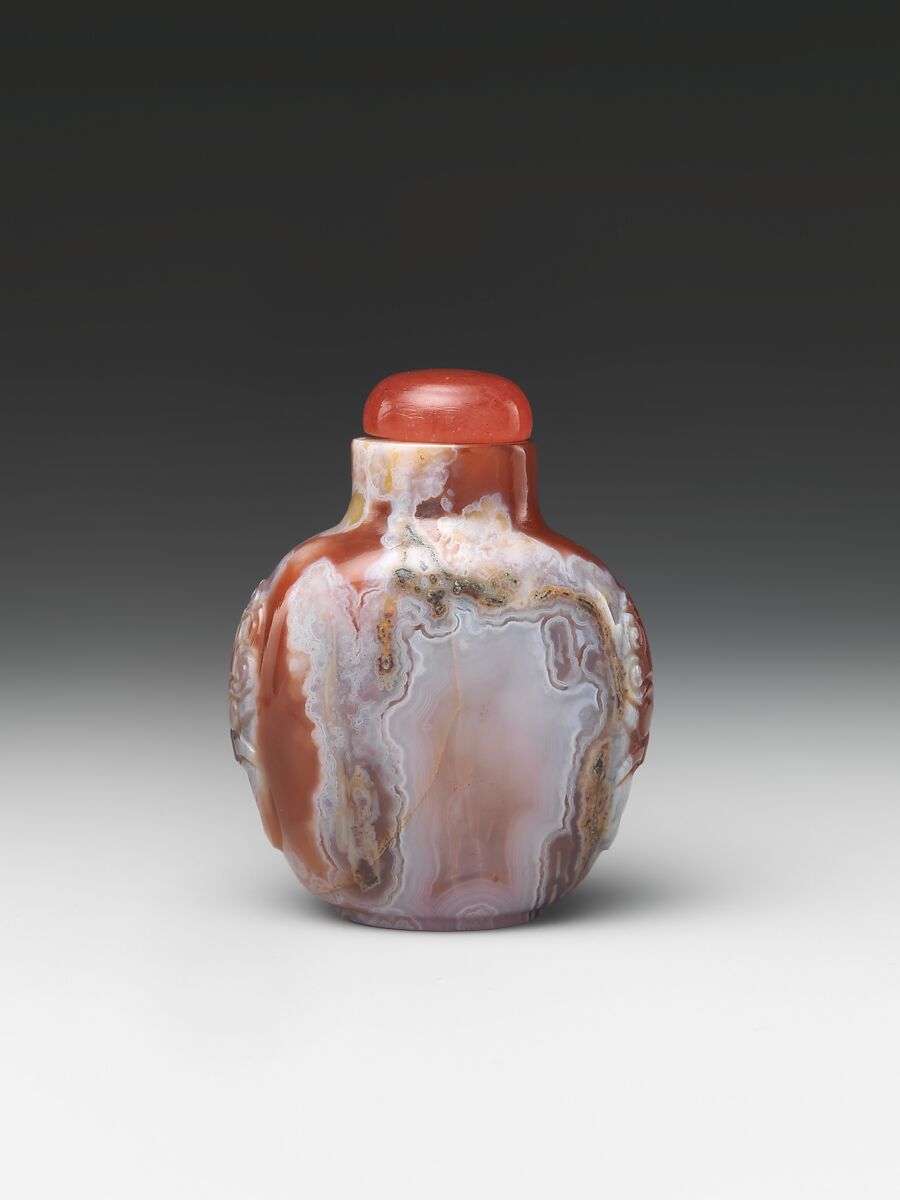 Snuff Bottle, Agate with coral stopper, China