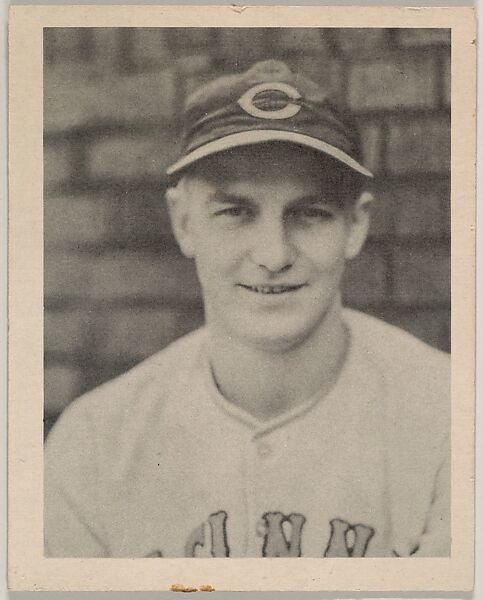 Lloyd Moore, Cincinnati Reds, from Play Ball America series (R334), issued by Gum, Inc., Gum, Inc. (Philadelphia, Pennsylvania), Photolithograph 