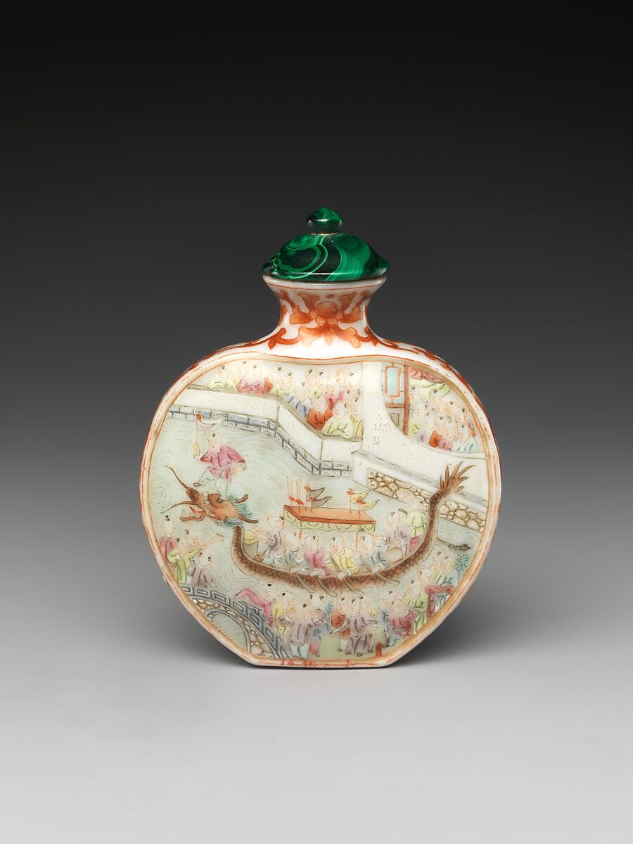 Snuff Bottle with Scene of Dragon-Boat Festival, Porcelain with overglaze enamel colors, malachite stopper, China 