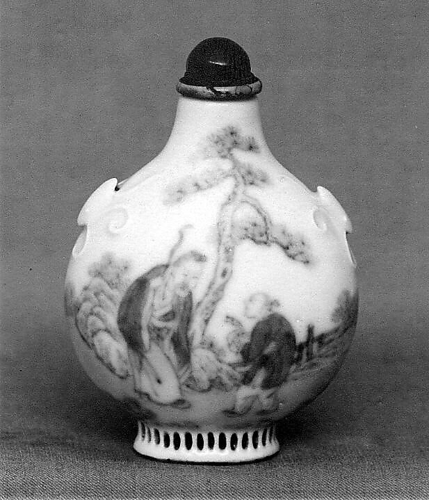 Snuff Bottle with Immortal and Crane, Porcelain with underglaze blue, coral stopper, China