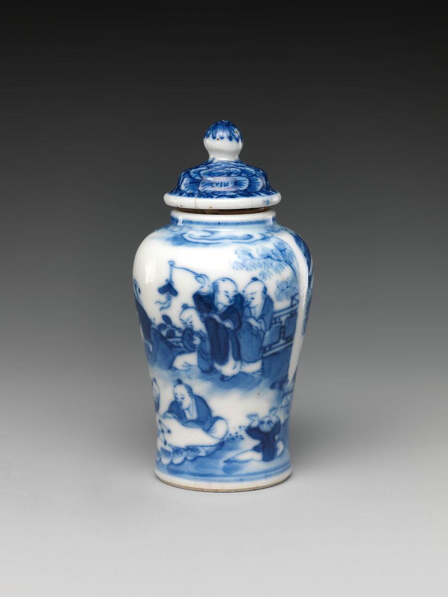 Snuff bottle with boys at play, Porcelain painted with underglaze cobalt blue (Jingdezhen ware), China 