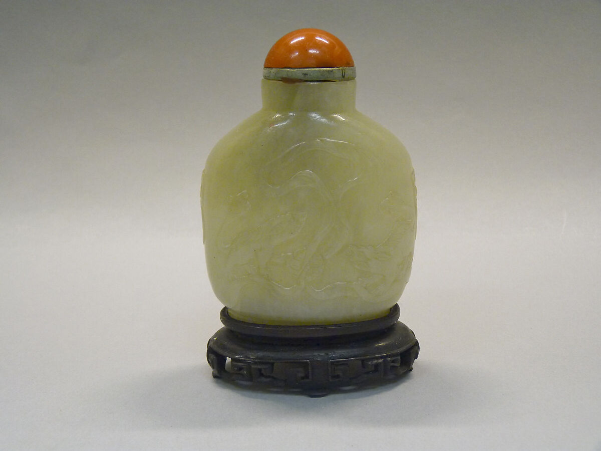 Snuff Bottle, White nephrite with pink glass stopper, China 