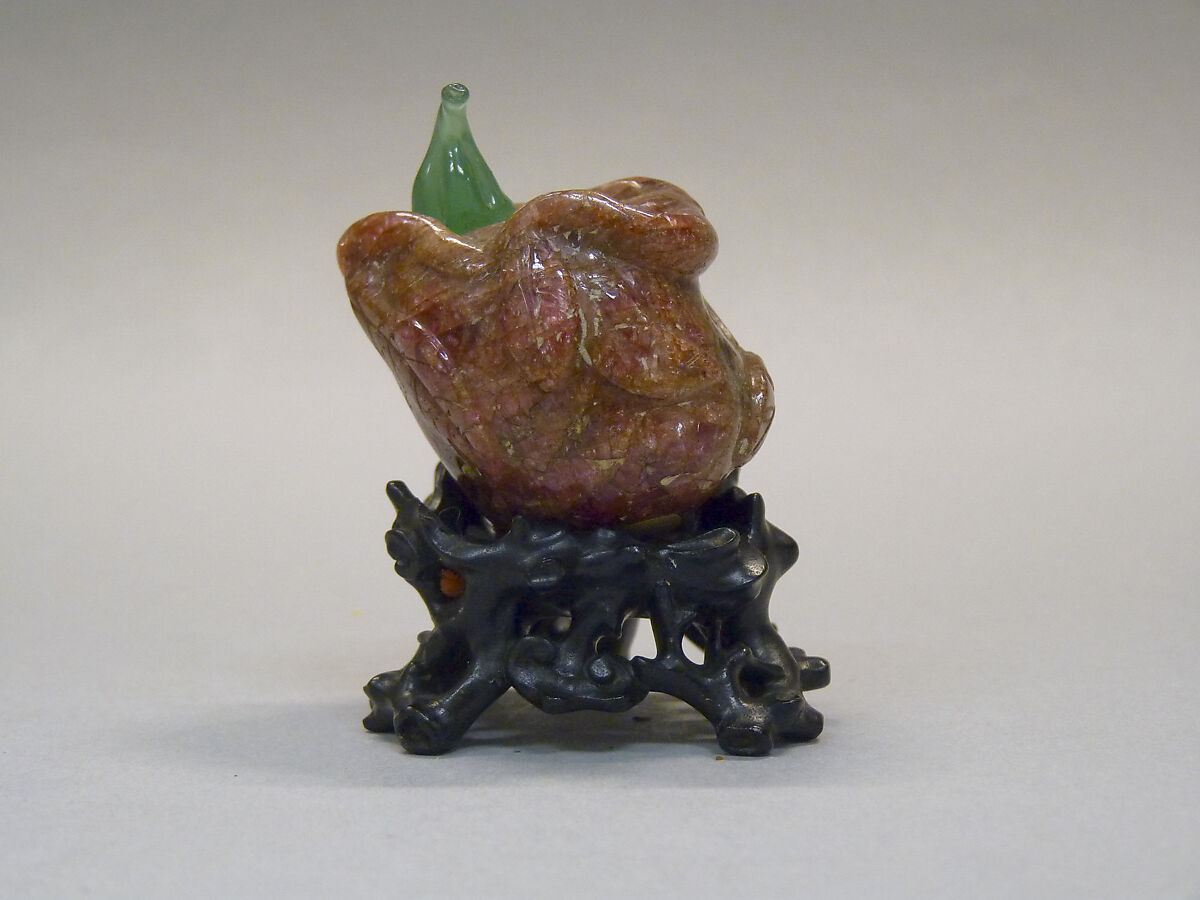 Snuff Bottle, Pink tourmaline with green glass stopper, China 