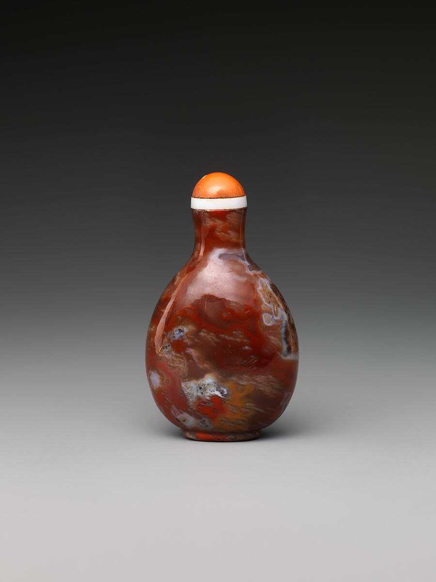 Snuff bottle, Agate with coral stopper, China 