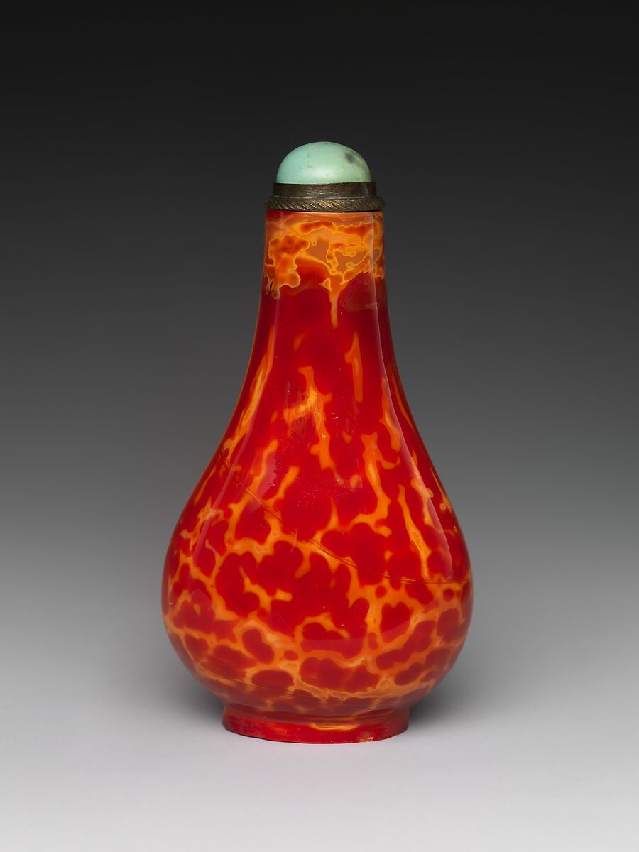 Snuff Bottle in Simulated Realgar, Variegated red glass with turquoise stopper, China