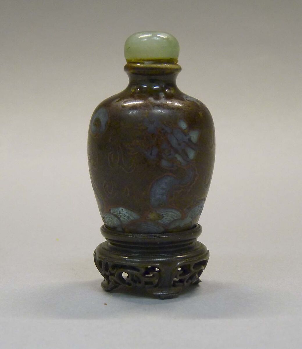 Snuff Bottle, Porcelain with jadeite stopper, China 
