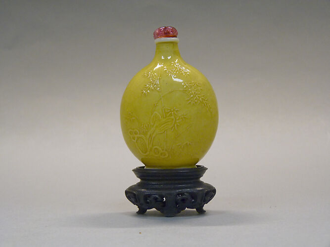 Chinese Snuff Bottles from Southern Californian Collectors