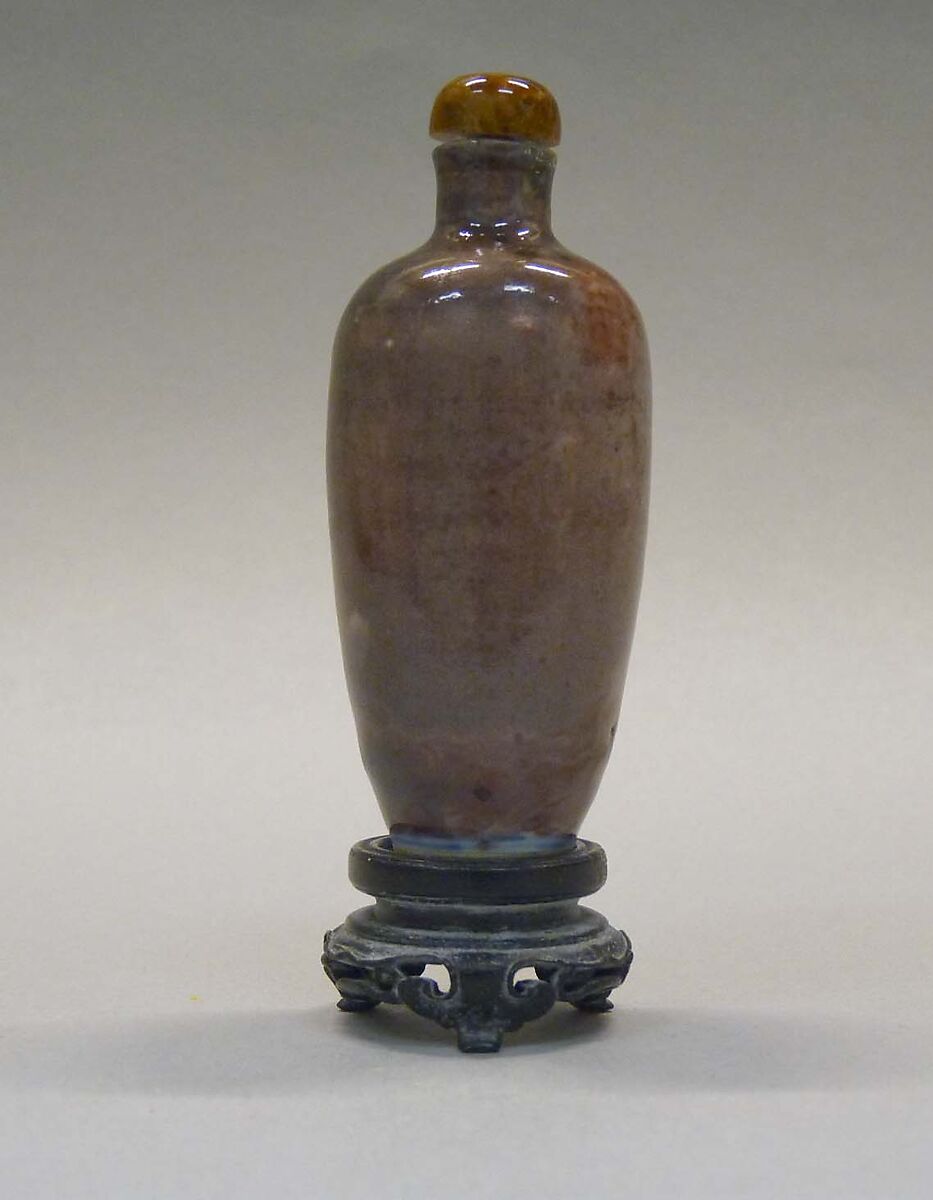 Snuff Bottle, Porcelain with amber stopper, China 