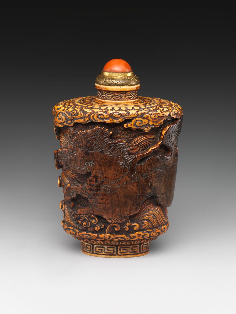 Snuff Bottle, Ivory with stopper of coral and gilded copper alloy bezel, China 