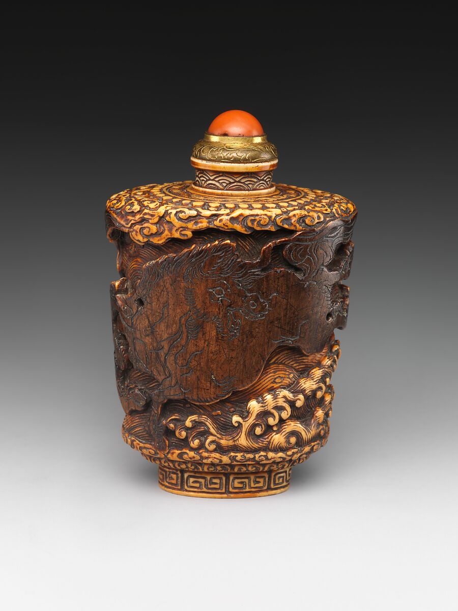 Snuff Bottle, Ivory with stopper of coral and gilded copper alloy bezel, China