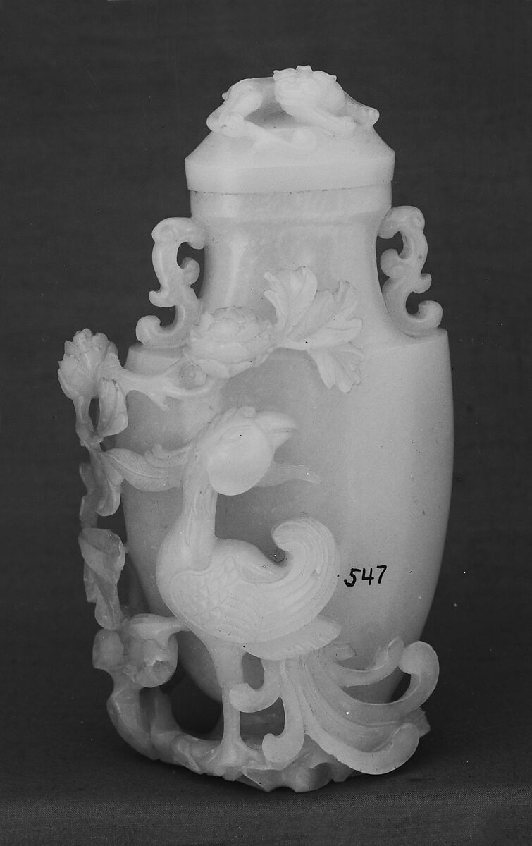 Covered vase with phoenix, Jade (nephrite), China