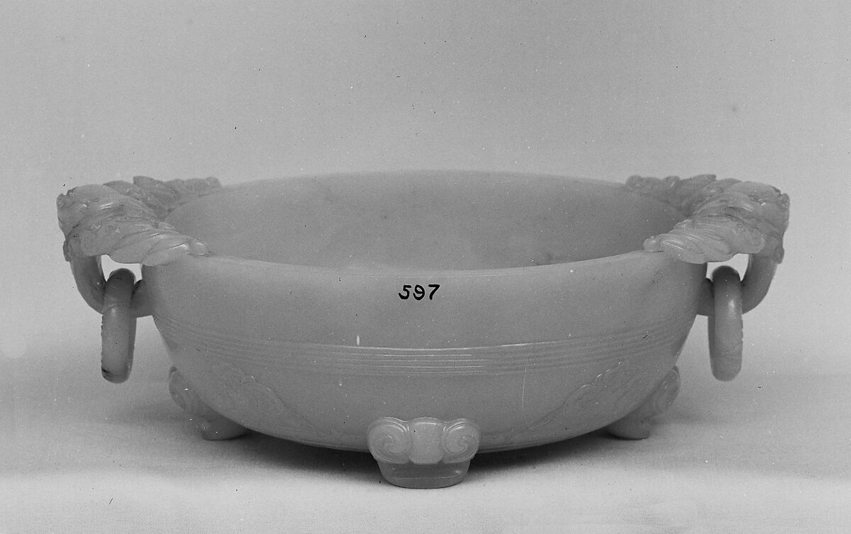 Bowl with handles, Jade (nephrite), China 