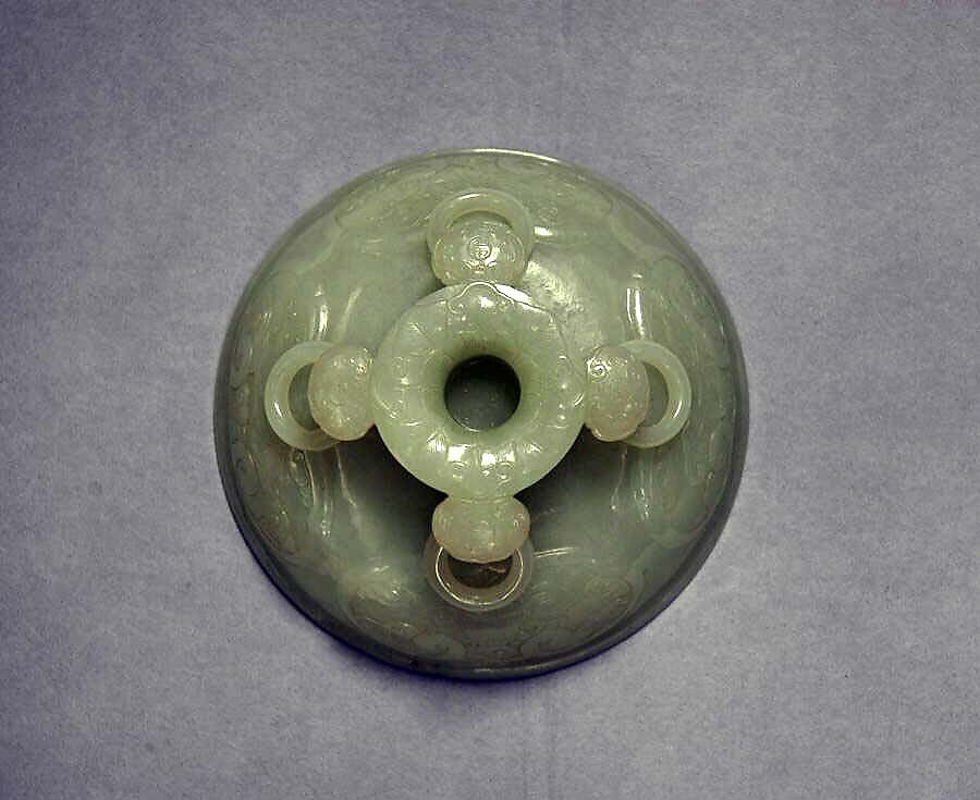 Covered bowl with ring handles, Jade (nephrite), China
