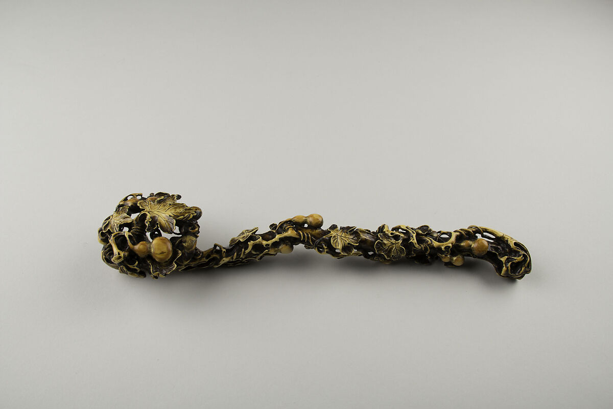 Scepter (ruyi) with gourds and vines, Ivory with pigment, China