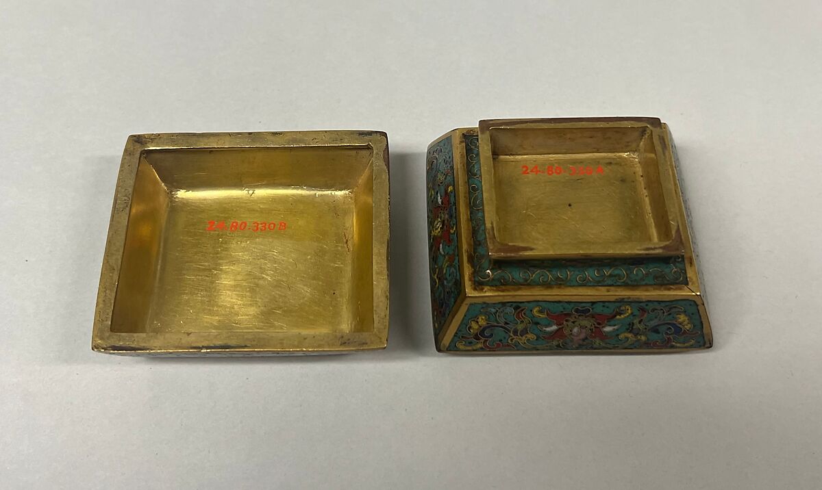 Covered Box, Cloisonné enamel, China