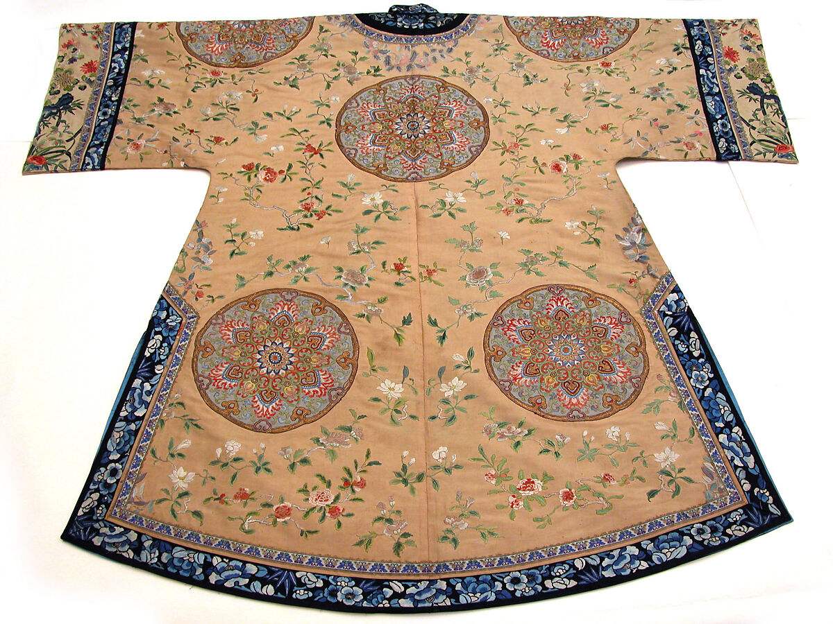 Woman's Informal Coat with Large Rosettes, Silk and metallic thread embroidery on plainweave silk, China
