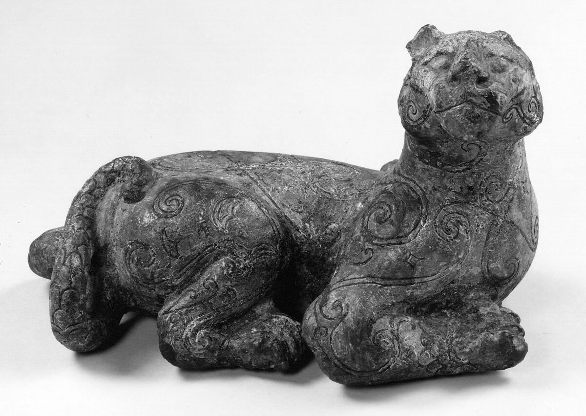 Reclining tiger, Bronze, China 