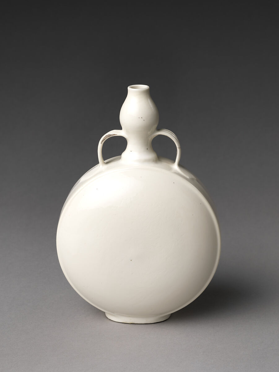 Moon-Shaped Bottle, Soft-paste porcelain with incised decoration under ivory glaze (Jingdezhen ware), China