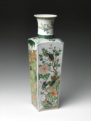 Vase with flowers and birds of the four seasons
