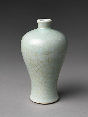 Vase in Meiping Shape