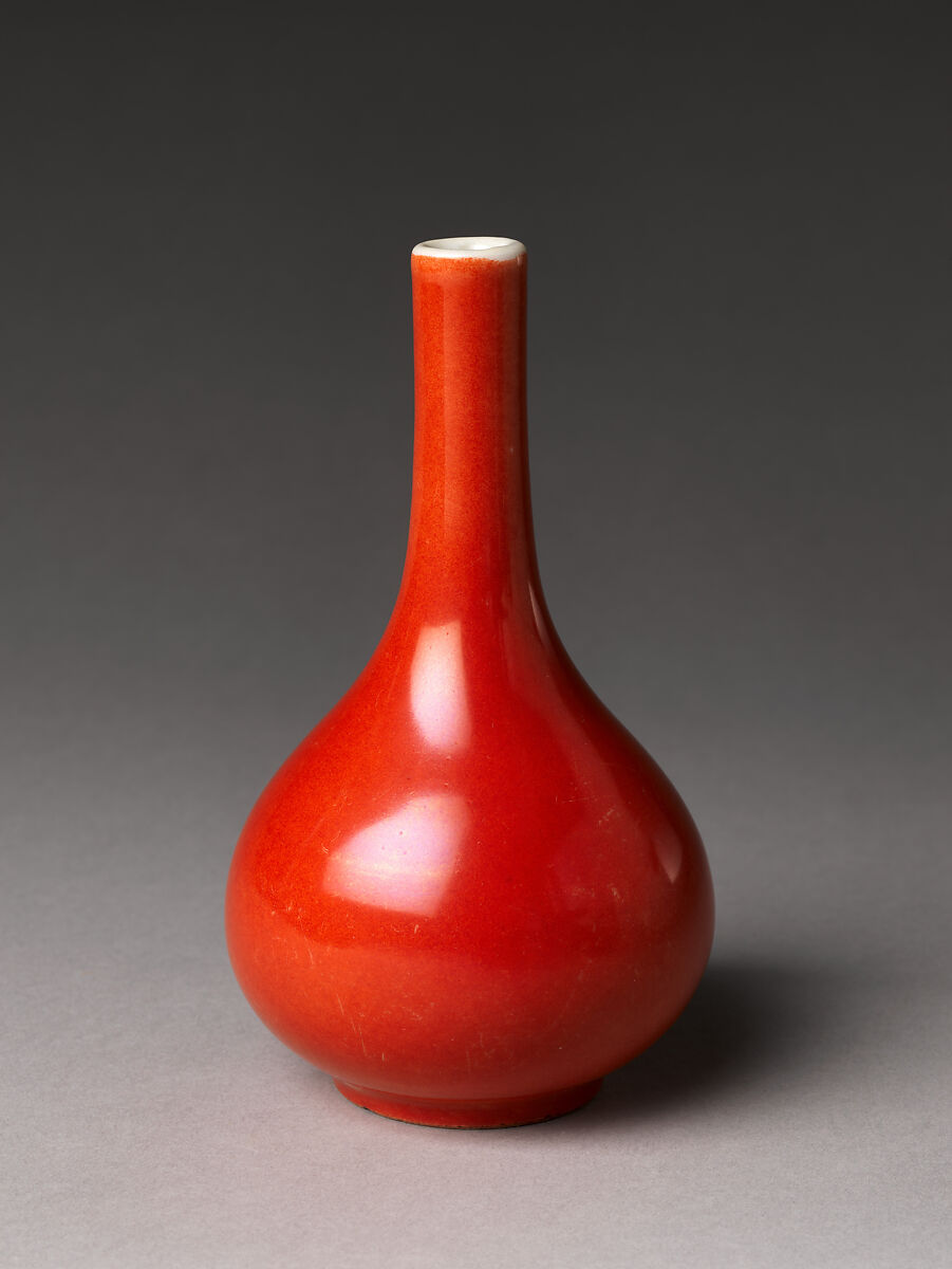 Vase, Porcelain with coral red glaze (Jingdezhen ware), China 