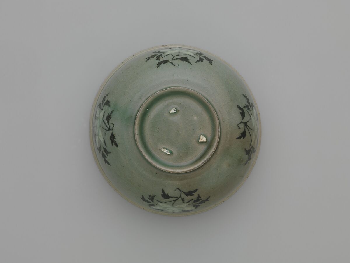 Basin decorated with peonies, Stoneware with inlaid design under celadon glaze, Korea
