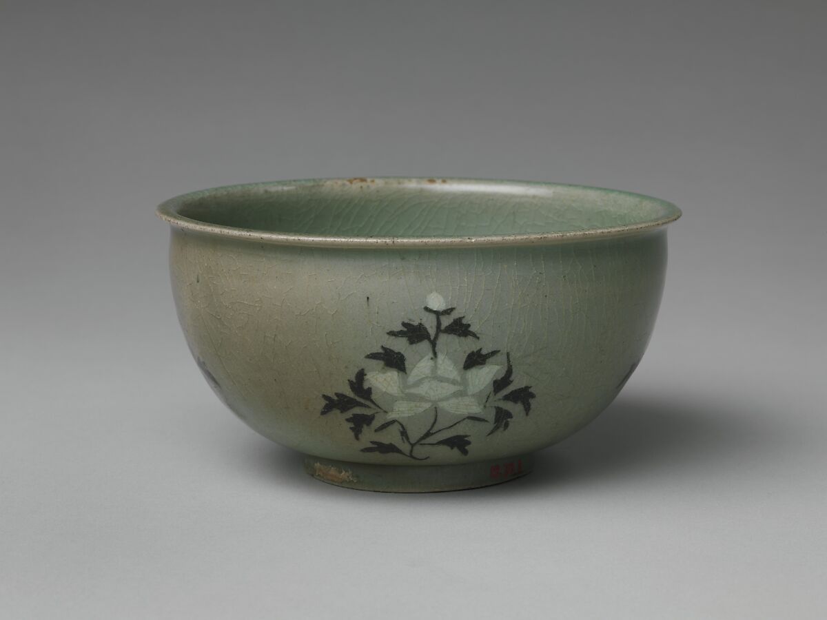 Basin decorated with peonies, Stoneware with inlaid design under celadon glaze, Korea